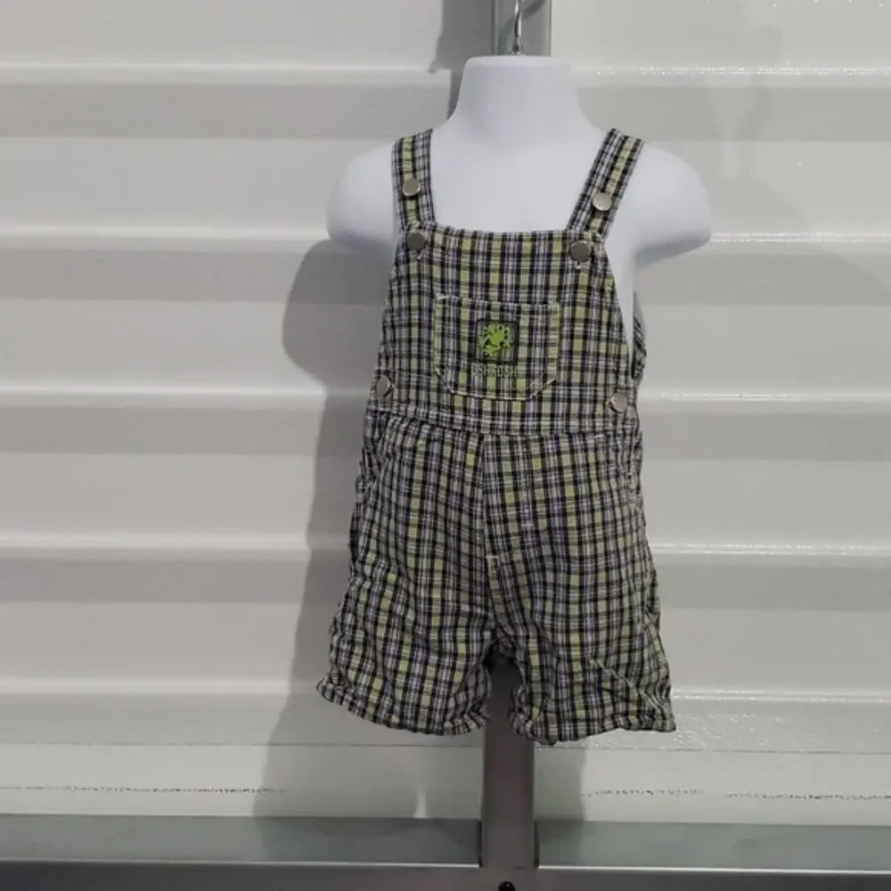 Oshkosh‎ overalls  size 3-6 Months